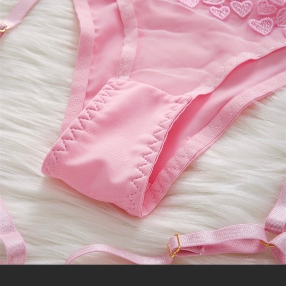 ❤️ NEW GiGi Set - Picture 10 of 12